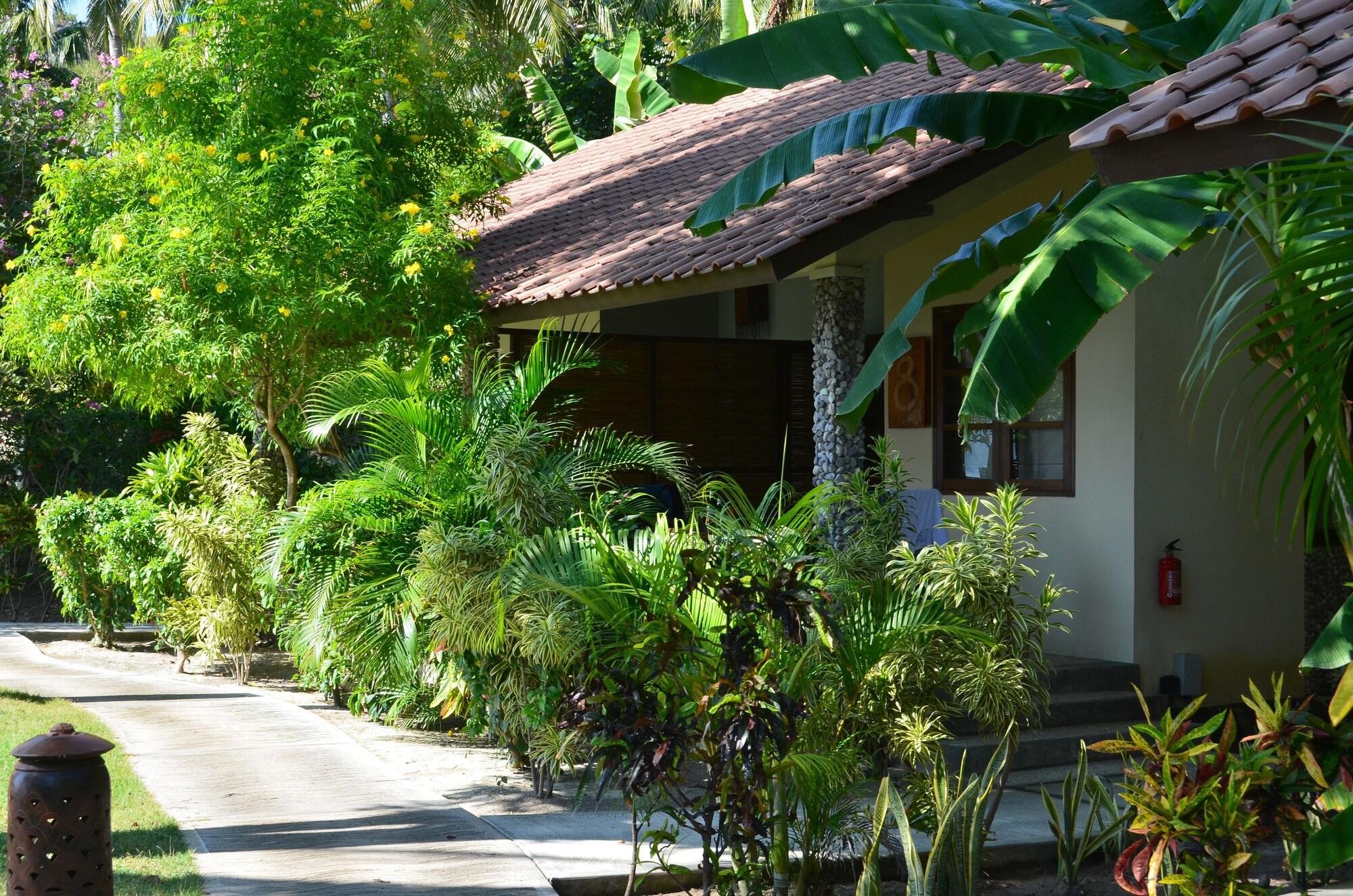 Готель Cocotinos Sekotong Lombok Sekotong Barat Екстер'єр фото