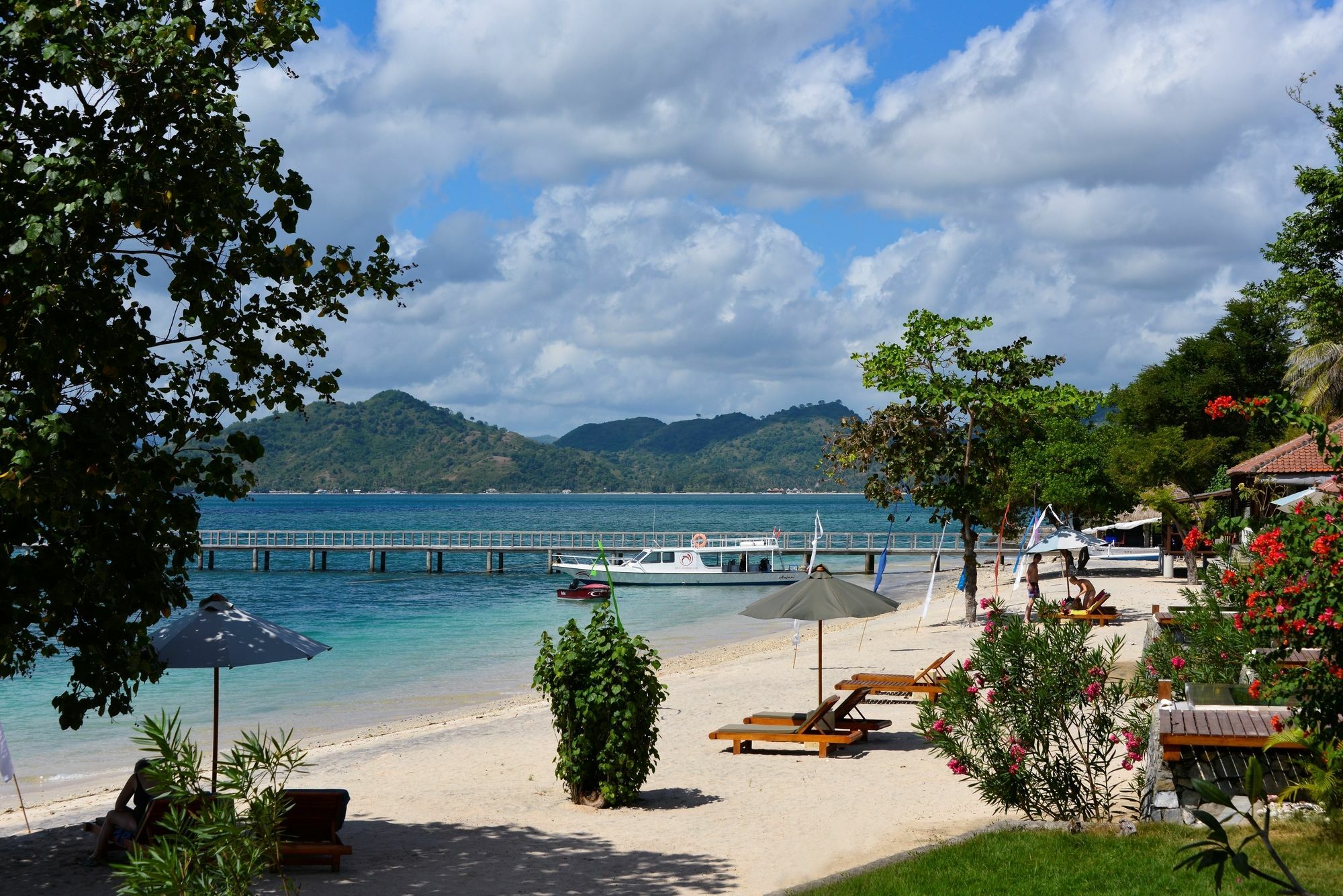 Готель Cocotinos Sekotong Lombok Sekotong Barat Екстер'єр фото